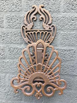 Schlauchhalter aus Gusseisen - wetterfest - Design aus dem Jahr 1900